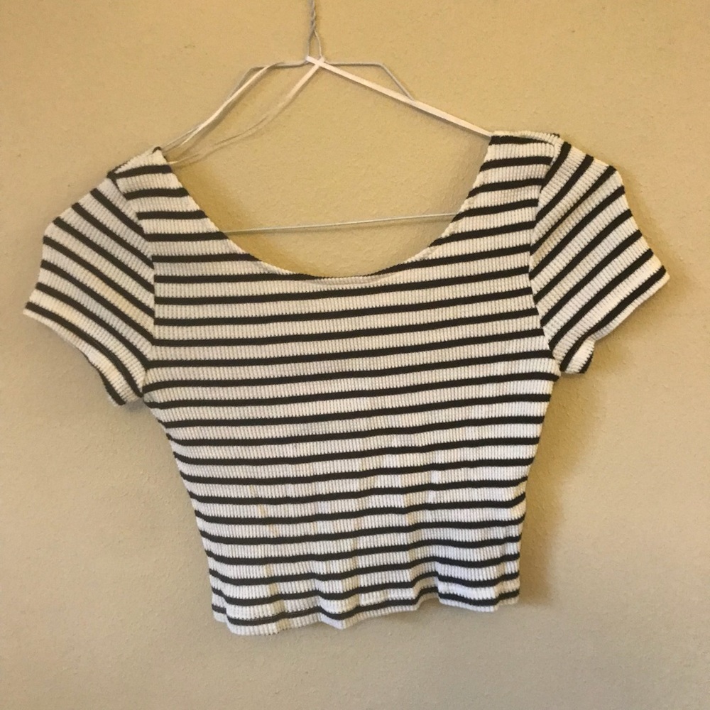 Divided stripped crop top